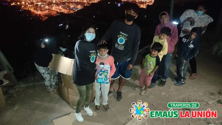 Dónde donar en Santa María del Mar: Tu guía para apoyar a Traperos de Emaús La Unión