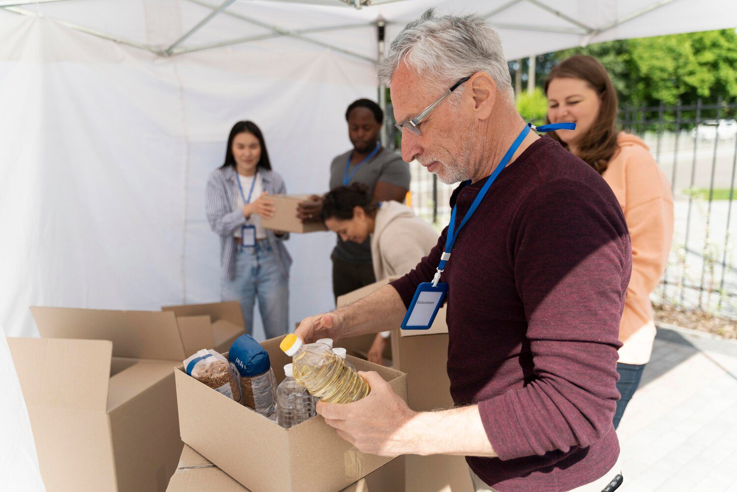 donacion-de-grabadoras Donación de grabadoras