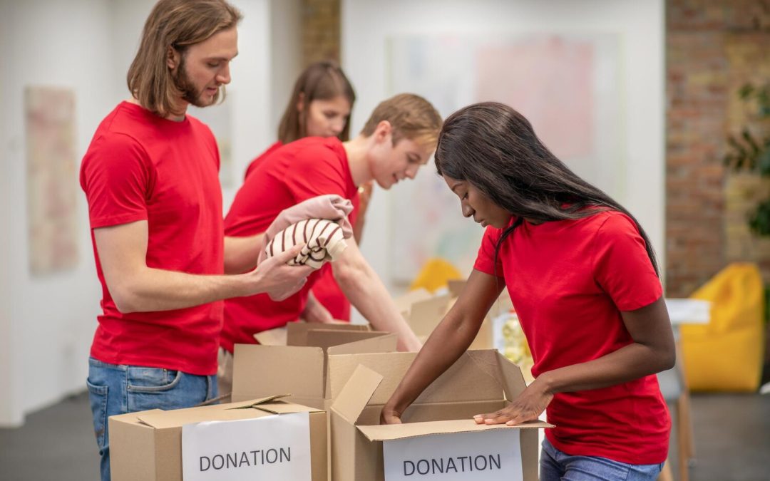Traperos de Emaús Comas: Ayudando a la comunidad a través del reciclaje